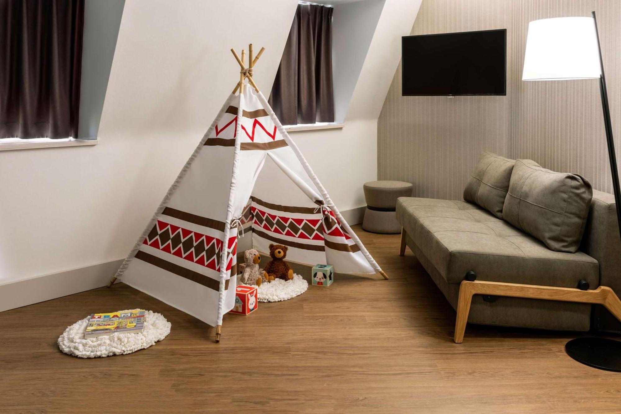 Nh Brussels Carrefour De L'Europe Hotel Ngoại thất bức ảnh