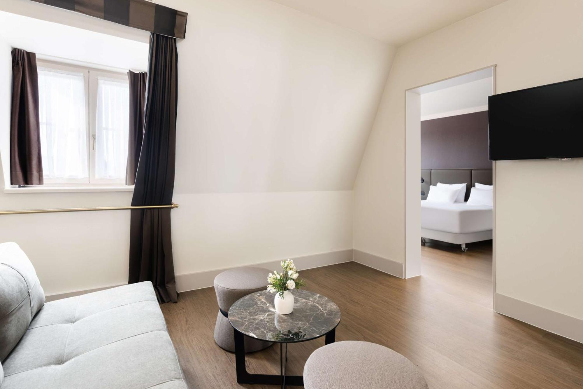 Nh Brussels Carrefour De L'Europe Hotel Ngoại thất bức ảnh