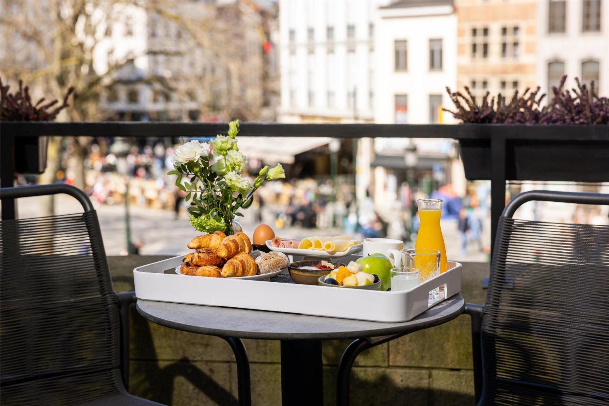 Nh Brussels Carrefour De L'Europe Hotel Ngoại thất bức ảnh